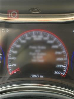 جیپ گراند شیرۆکی